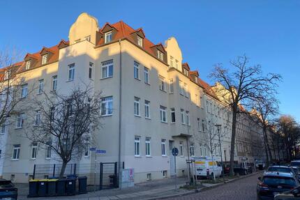 Möblierte 3er WG zentral in Halle- Erstbezug nach Modernisierung - Halle (Saale) Damaschkestraße