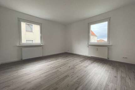 Wohnung zum Mieten in Schöppenstedt 302,00 € 45.75 m²