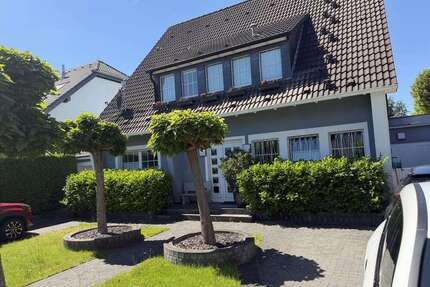 Haus zum Kaufen in Ratingen 798.000,00 € 215.89 m²