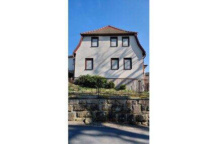 Schleusingen-OT, EFH + Scheune - 80.000,00&nbsp;EUR Kaufpreis, ca.&nbsp; 130,00&nbsp;m&sup2;&nbsp;Wohnfl&auml;che in Schleusingen (PLZ: 98553) Erlau