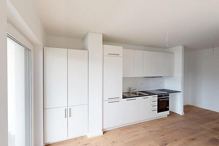 Rollstuhlgerechte Wohnung mit 2 Zimmern und Einbauküche zum Erstbezug! - Düsseldorf Stadtbezirk 3