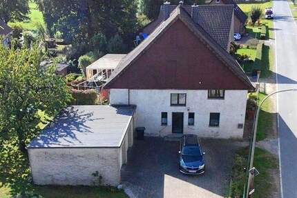 Familienidylle auf dem Land: Einzigartiges Haus mit viel Platz und Potenzial - Kalletal Brosen