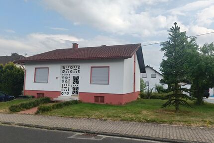 Provisionsfrei* Freistehendes Einfamilienhaus auf 650 m² Grundstück in ruhiger 30er-Zone - Heiligenroth