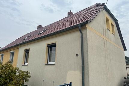 Verkaufe Doppelhaushälfte - 140.000,00&nbsp;EUR Kaufpreis, ca.&nbsp; 100,00&nbsp;m&sup2; in Dahlen (PLZ: 04774)