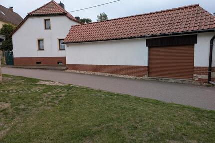Einfamilienhaus mit viel Platz & Gestaltungspotenzial in Salzatal