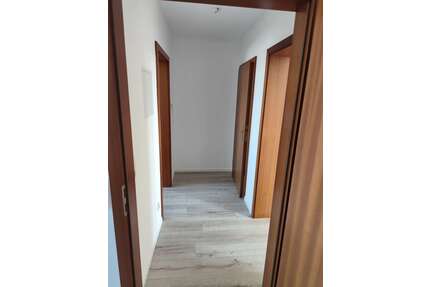 Wohnung zum Mieten in Taura 240,00 € 54 m²