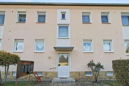 Sicheres Investment mit Eigennutzpotential: Gestaltbare 4-Zimmer-Wohnung im Grünen - Parthenstein Großsteinberg