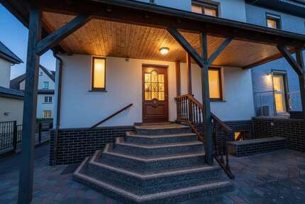 Haus zum Kaufen in Weißenfels 307.000,00 € 168 m²