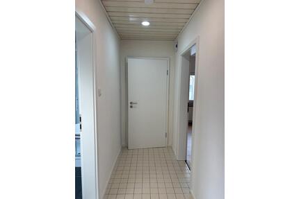 Frisch renovierte 2 Zimmer-Dachgeschosswohnung in Meschede