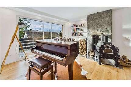 Haus zum Kaufen in Buch 985.000,00 € 236.88 m²