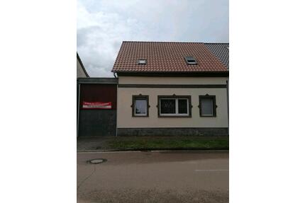 Gepflegtes Stadthaus mit großzügigem Grundstück - Zerbst (Anhalt)