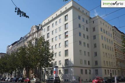 Hübsche 2-Zimmer-Wohnung mit Tageslichtbad, Wanne und Balkon - inmitten der Altstadt - Magdeburg / Altstadt