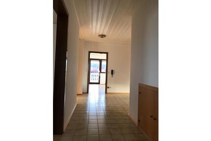 Schöne 4-Zimmer-Wohnung in Reichenberg