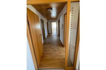 Vermiete Attraktive 3,5-Zimmer-Wohnung 106 m² - Zell am Harmersbach