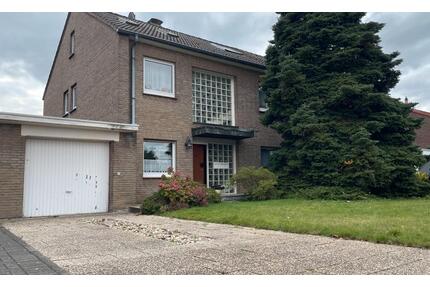 Haus mit 8 Zi. Garage in Tönisvorst, Keller, sep. Wohneinht.