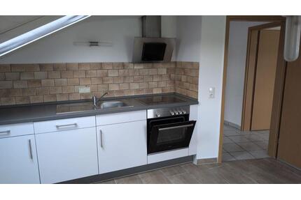 unsere moderne, helle 3-Zi-DG-Wohnung mit großem Balkon - Kirchberg im Wald