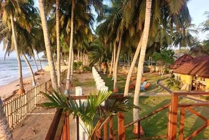 MASION GHANAACCRA TESTIE BEACH 1 HECTOR & 12 ROOMS VERY SAFE - Berlin Charlottenburg-Wilmersdorf