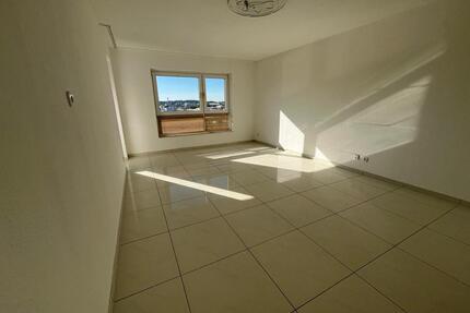 Großzügige ruhige 4-Zimmer-Wohnung mit herrlicher Aussicht - Kaiserslautern Bahnheim