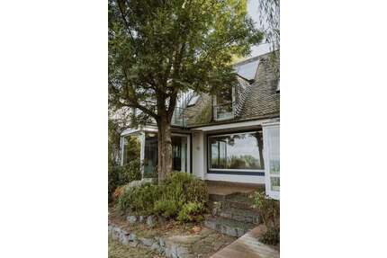 Haus zum Kaufen in Koblenz 780.000,00 € 149 m²