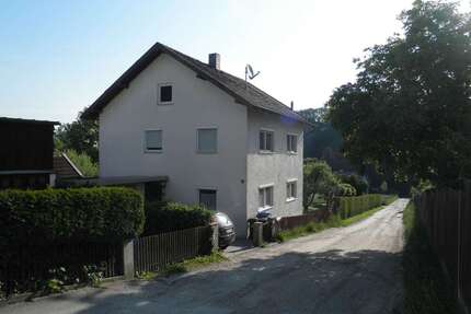 Haus zum Mieten in Arnstorf 850,00 € 117.15 m²