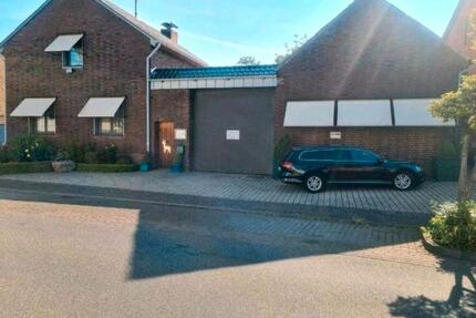 Großzügiges wohnen mit Gewerbemöglichkeit - Merzenich