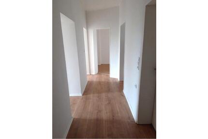 3-Zimmer-Wohnung direkt gegenüber der Uni Kassel - ab 01.08.2026