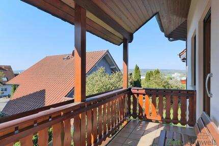 (EF1380_M) Fulda: Hünfeld, möbliertes Nebengebäude mit sep. Eingang, Marmorböden, Fußbodenheizung, Balkon, Service