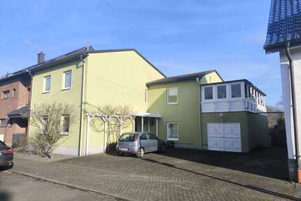 Haus zum Kaufen in Frechen 770.000,00 € 270 m²