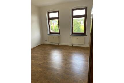 schöne helle 2-Zimmer Wohnung 51 m² in zentraler Lage 09224 Grüna - Hohenstein-Ernstthal
