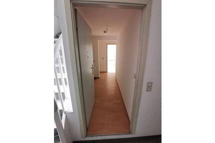 Innenstadtwohnung: 2 Zimmer, separate Küche, praktischer Stauraum - Bad Langensalza