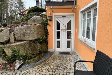 Schöne 2-Zi Einliegerwohnung mit 64qm und sonniger Terrasse - Thyrnau