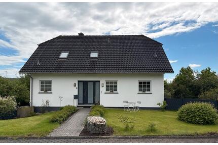 ““Modernes“ Sehr gepflegtes Einfamilienhaus Top Lage - Malberg