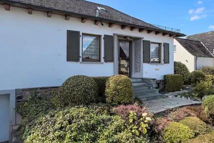 Freistehender Bungalow in familienfreundlicher Lage! - Nastätten