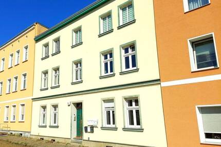 Günstige Gelegenheit – rentables Mehrfamilienhaus in aufstrebendem Stadtteil - Magdeburg Salbke