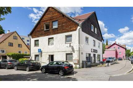 Solides MFH mit ca. 210m² Wohnfläche auf 6 Wohneinheiten plus ca. 100m² Gaststätte und Parkplätzen - Kempten (Allgäu)