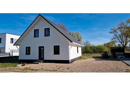 Neubau in Gotha sofort Einziehen & optional inkl. Außenanlage