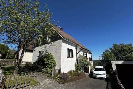 Haus zum Kaufen in Wiehl 249.000,00 € 113 m²