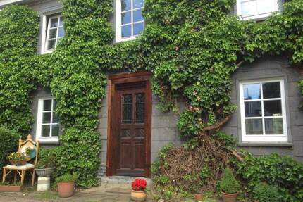 Für Single und Paare: Exklusives 3-Zi-Refugium im Servatiushof am Itterbach - Warm 