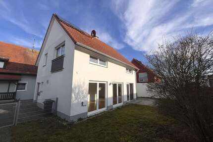 Haus zum Kaufen in Tegernheim 600.000,00 € 126.38 m²