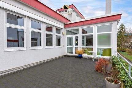 Gewerbeimmobilie mit hellem, offenem Raumkonzept und 35 Parkplätzen - Sersheim