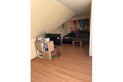 Teilmöblierte 2-Zimmer-Wohnung mit Balkon - 400 € warm - Winklarn