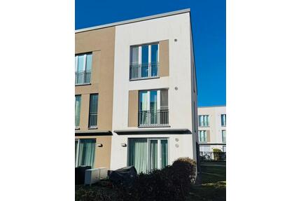 Modernes Reiheneckhaus in Tonndorf, 5 Zimmer, Keller, Stellplatz - Hamburg Wandsbek