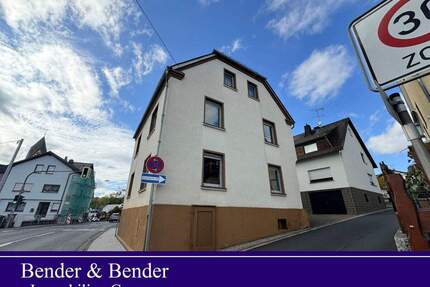 Gemütliches Einfamilienhaus mit Balkon auf einem kleinen Grundstück! - Dornburg Langendernbach