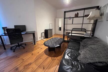Modernes, möbliertes Studentenstudio im Herzen von Friedrichshain - Berlin Friedrichshain-Kreuzberg