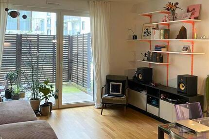 Moderne 3-Zimmer-Wohnung mit sonniger Terrasse und EBK im Neubauquartier 'RIEKE' - Berlin Neukölln