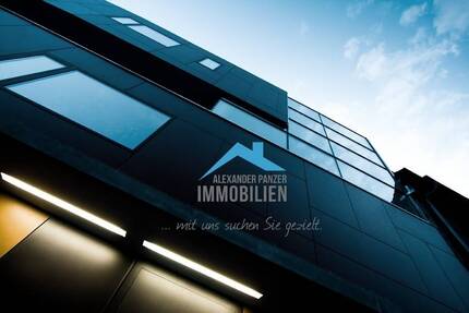 Gepflegtes Mehrfamilienhaus (Denkmalschutz) mit großzügiger Gewerbeimmobilie in Kassel! - Kassel / Wesertor