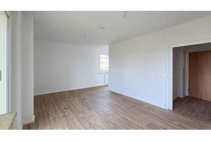 Wohnung zum Mieten in Zwickau 204,60 € 33 m²