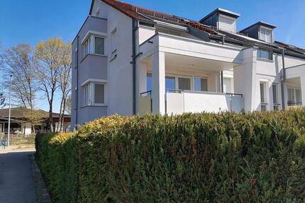 3,5 Zimmer-Wohnung, Loggia, Balkon, Tiefgaragenstellpl., EBK - Illingen