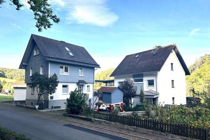 Haus zum Kaufen in Ringgau 275.000,00 € 312 m²