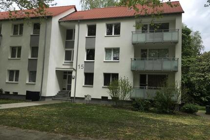 4-Zimmer-Wohnung in Kamen Mitte - Balkon - Bad mit Dusche und Fenster
